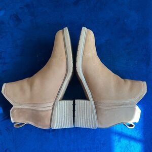 TOMS Womens Hailey Brown Sugar Leather 10 Medium